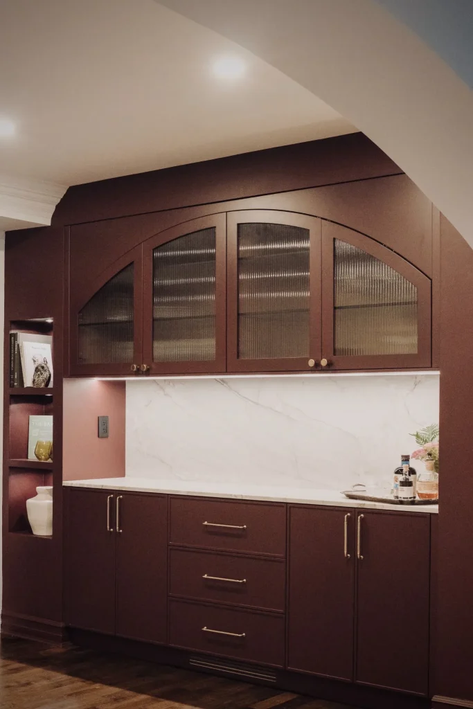 Marble backsplash in bar nook
